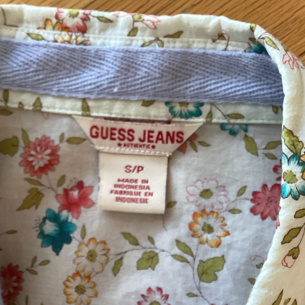Guess Floral Shirt - Picture 4 of 5